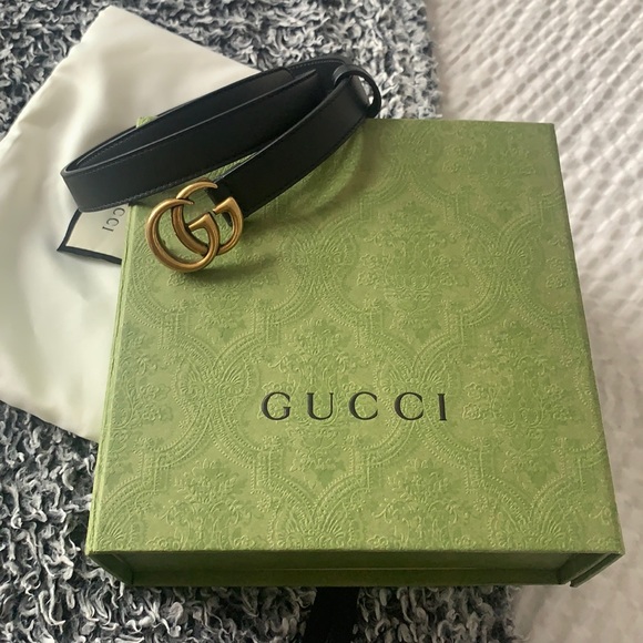 Gucci Accessories - women’s Gucci belt